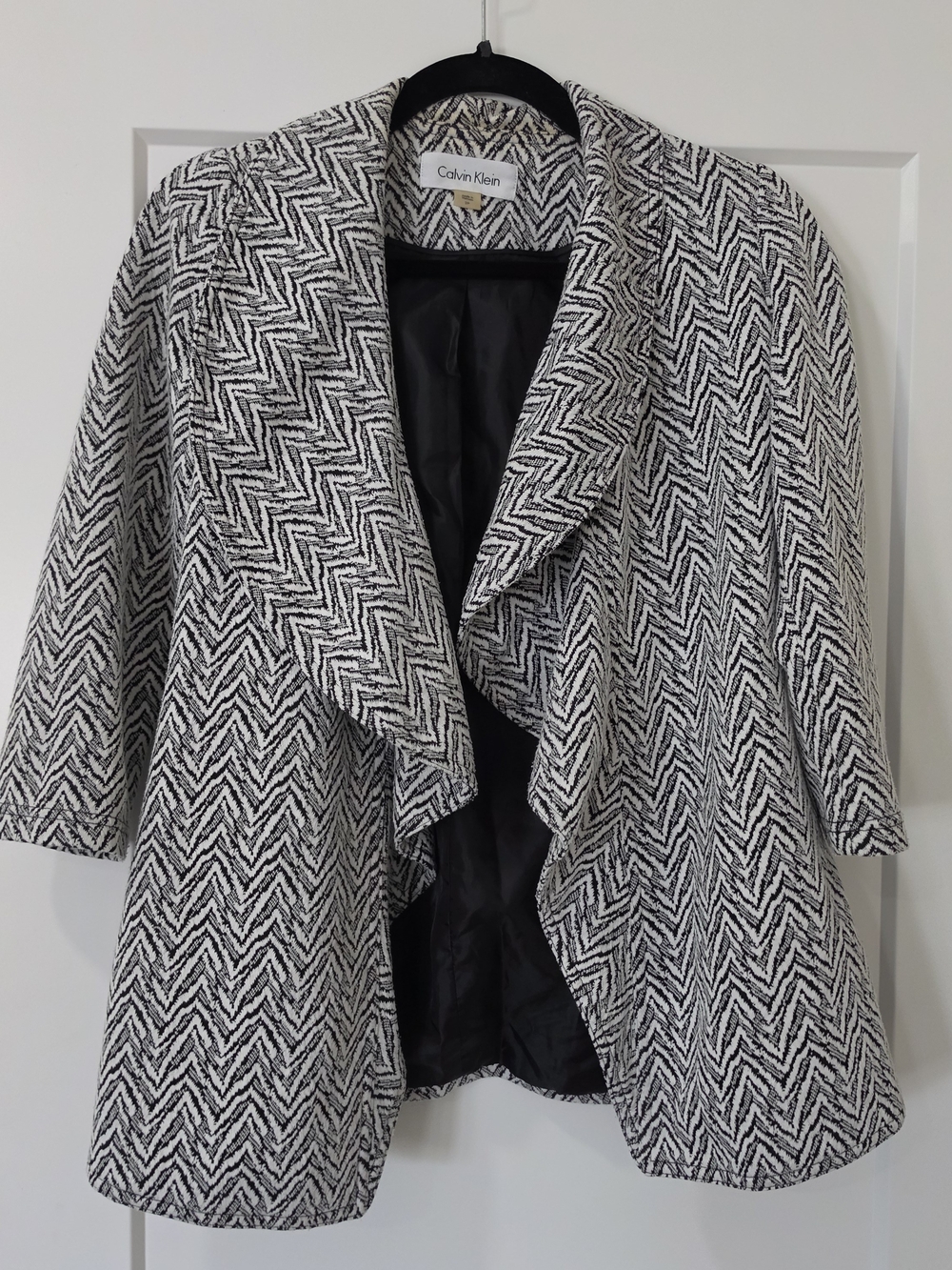 Calvin Klein Black & White Chevron Draped Open-Front Jacket